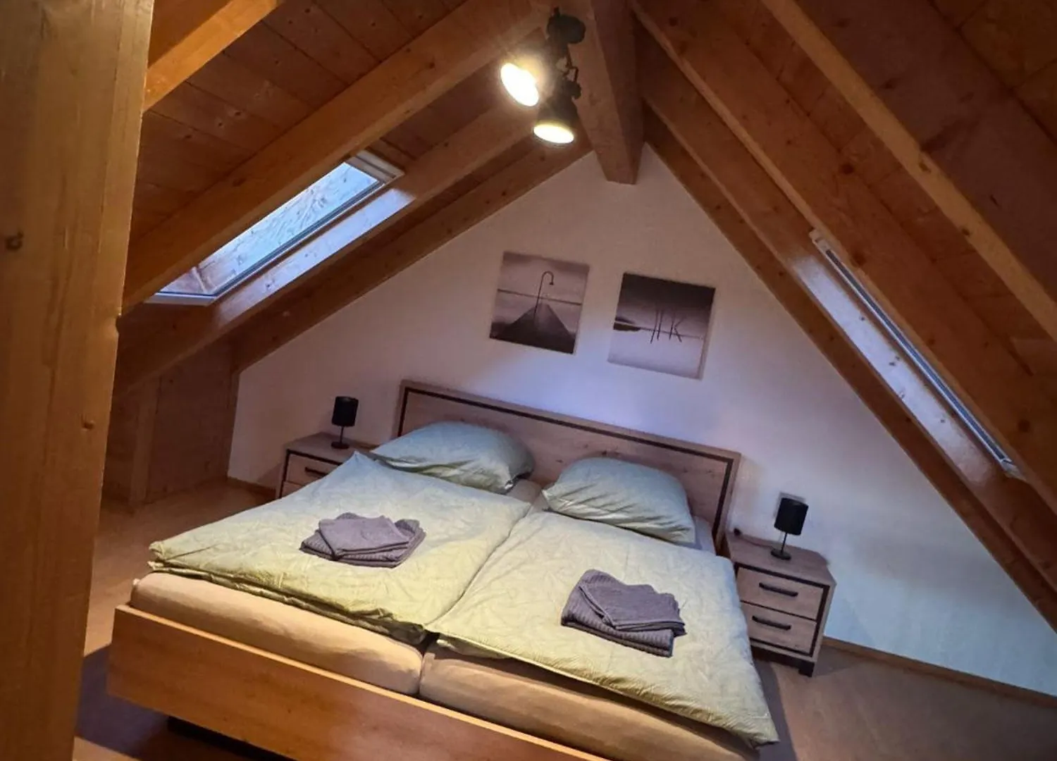 5-Seen-Loft Mit 6-8 Schlafplaetzen, Ferienwohnung Naehe Ammersee, Neu Eingerichtet Kottgeisering Apartment