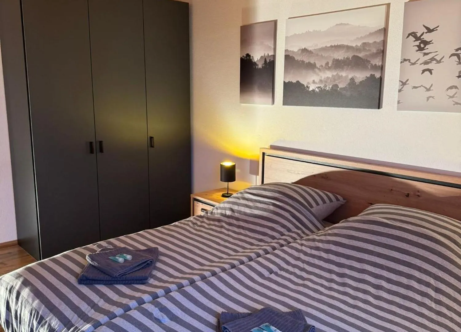 5-Seen-Loft Mit 6-8 Schlafplaetzen, Ferienwohnung Naehe Ammersee, Neu Eingerichtet Kottgeisering Apartment
