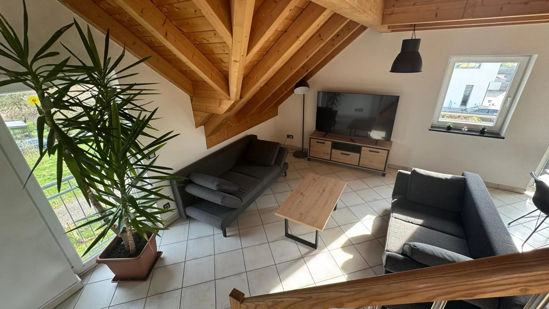 5-Seen-Loft Mit 4-6 Schlafplaetzen, Ferienwohnung Naehe Ammersee, Neu Eingerichtet Kottgeisering 0*,  Germany